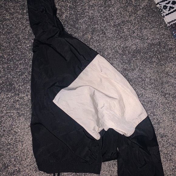 SIMONS cropped wind breaker - Picture 2 of 4